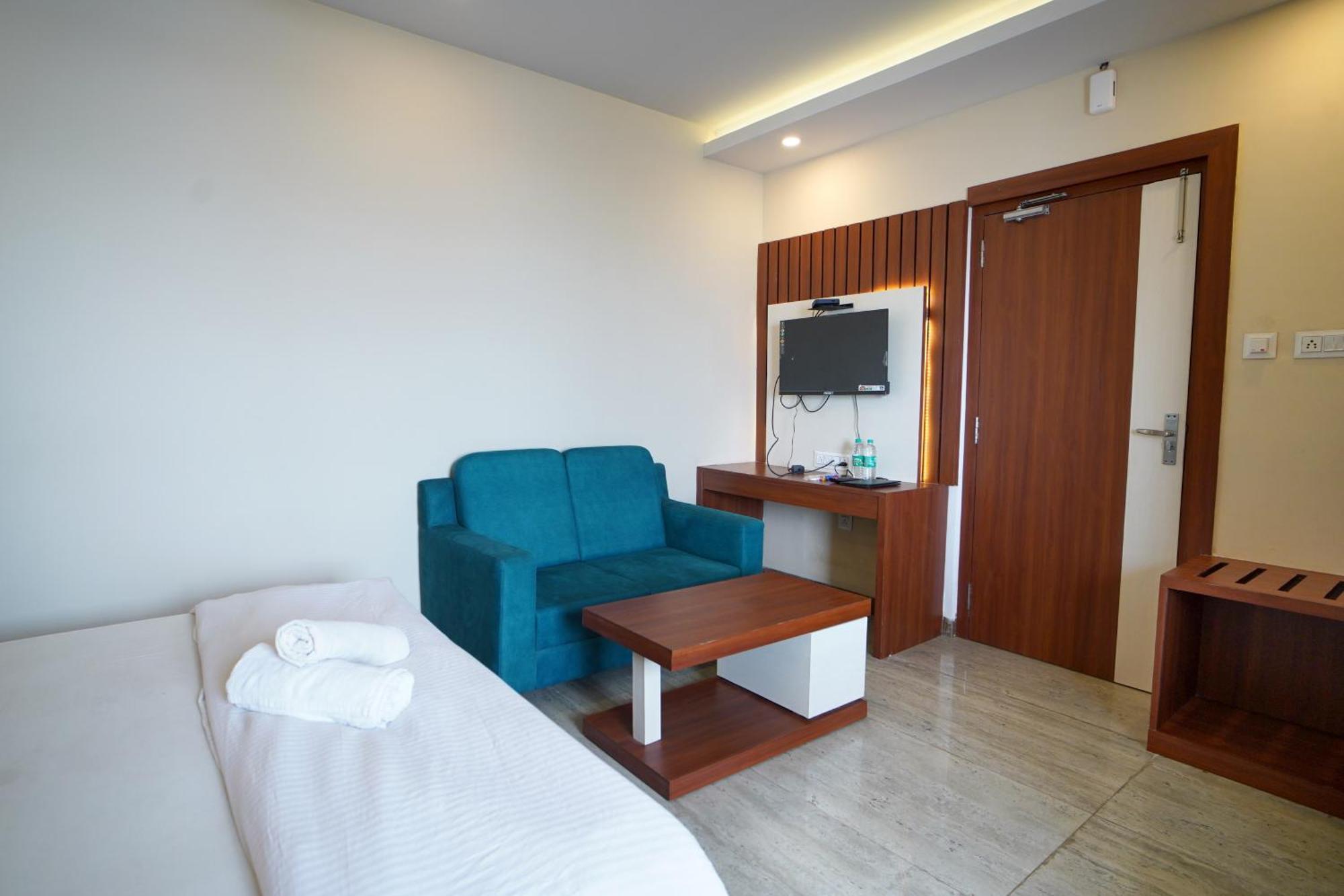 Royal Sea View !! Beach Front With Free Wifi !! Digha  Exterior foto