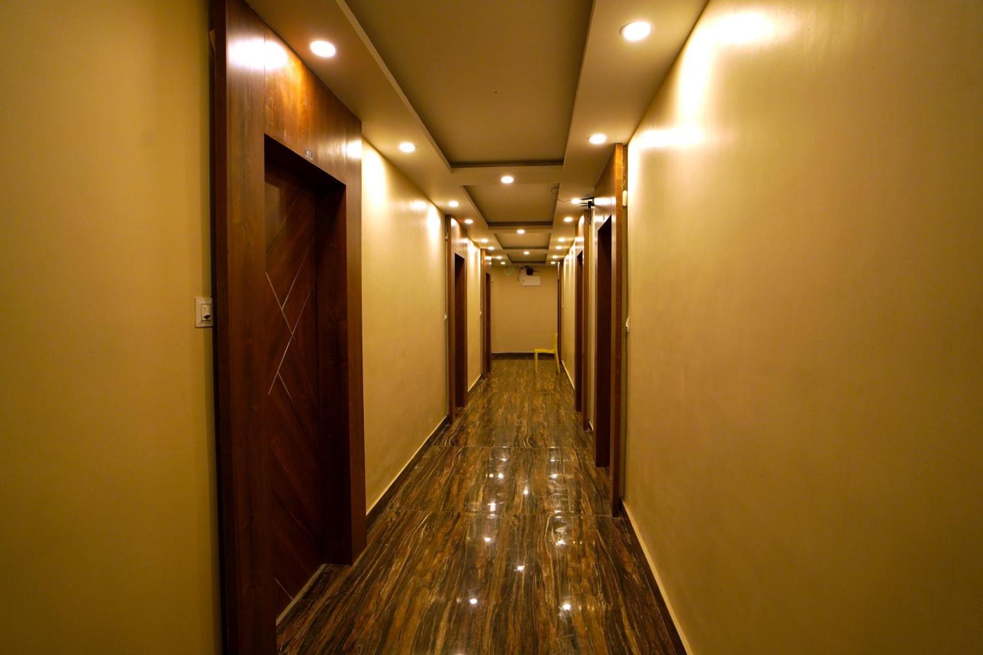 Royal Sea View !! Beach Front With Free Wifi !! Digha  Exterior foto