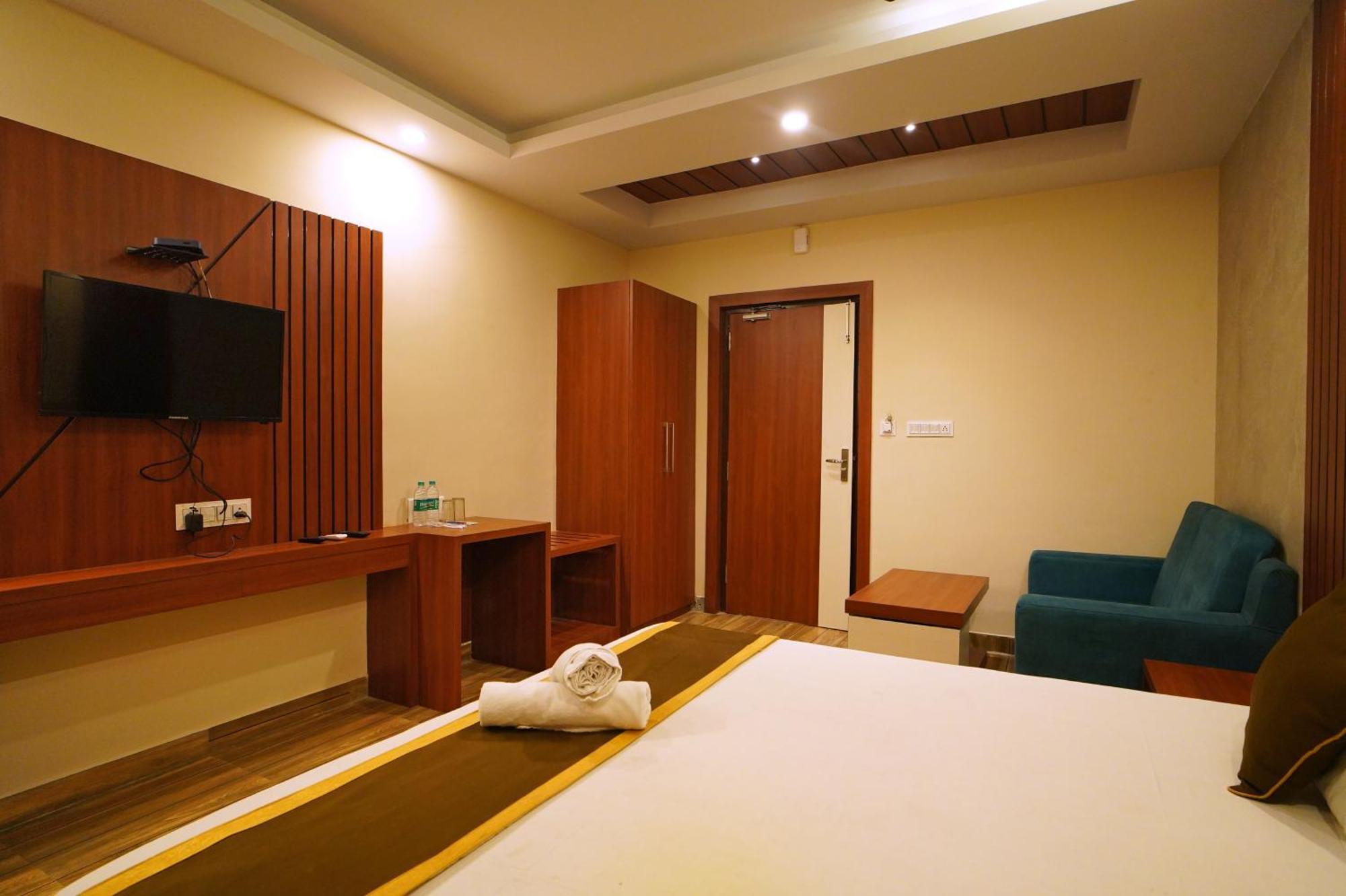 Royal Sea View !! Beach Front With Free Wifi !! Digha  Exterior foto