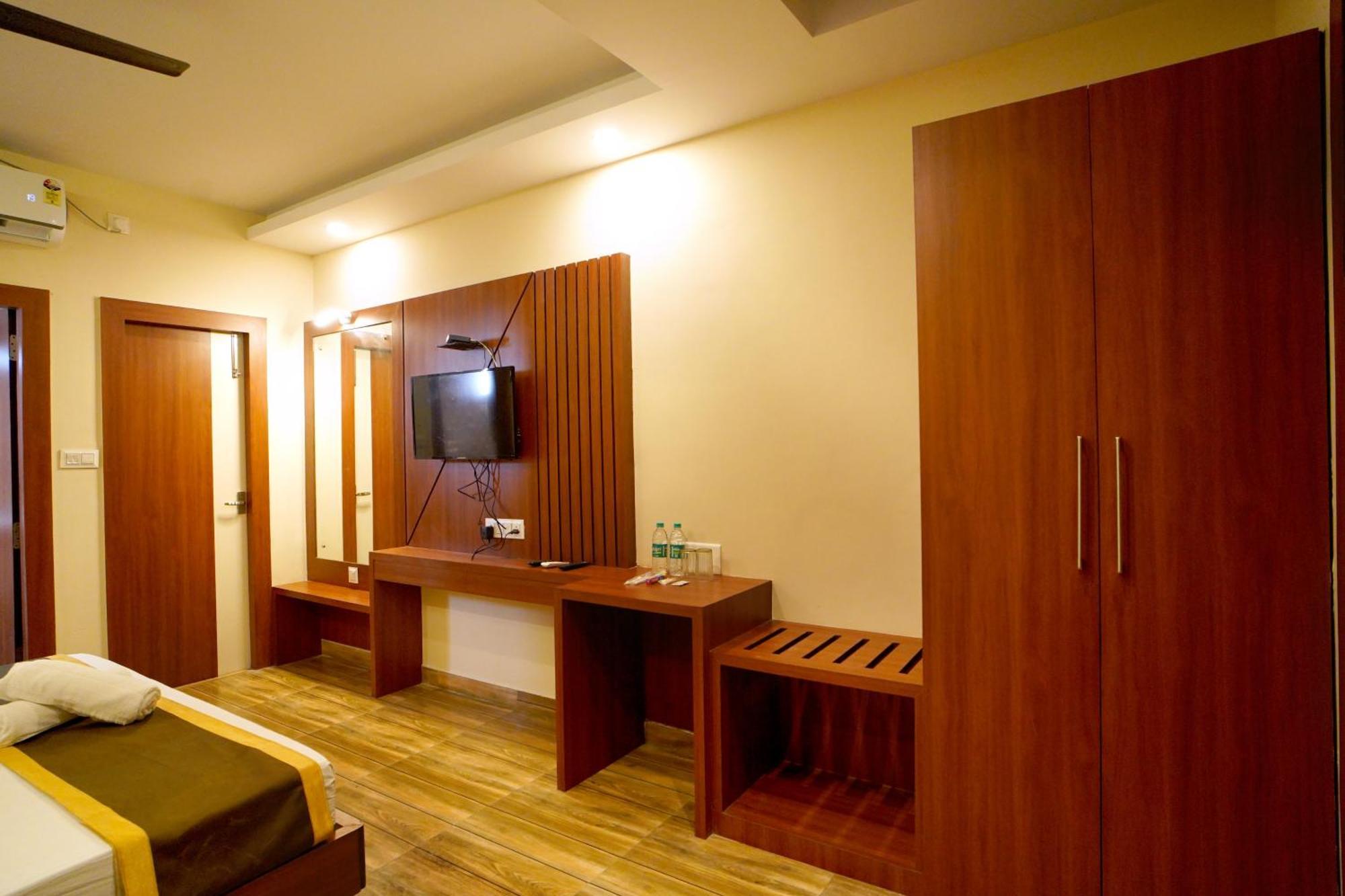 Royal Sea View !! Beach Front With Free Wifi !! Digha  Exterior foto